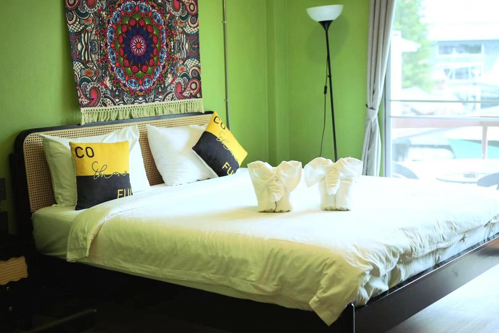 Elegant Lanna Guesthouse Чиангмай Екстериор снимка