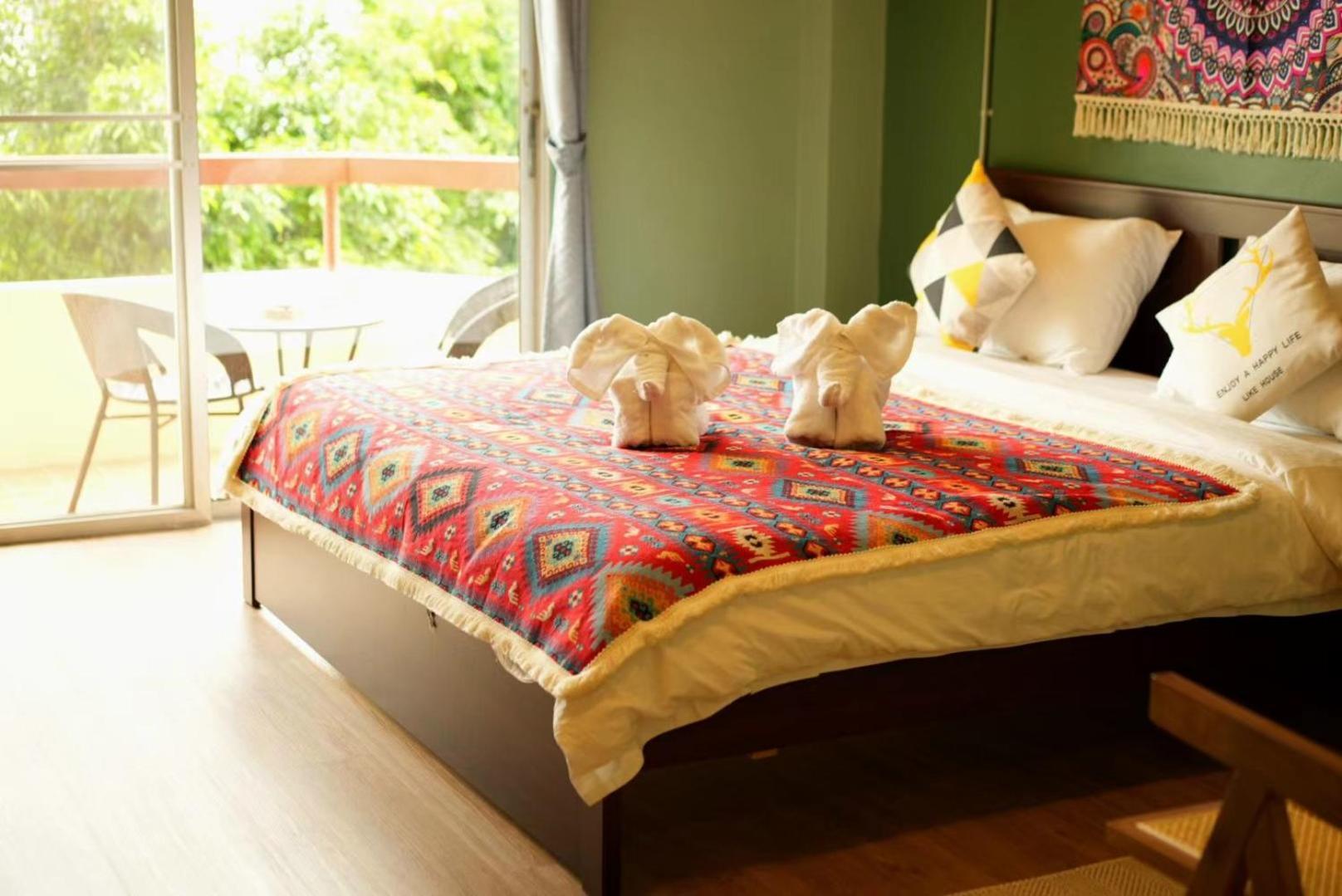 Elegant Lanna Guesthouse Чиангмай Екстериор снимка