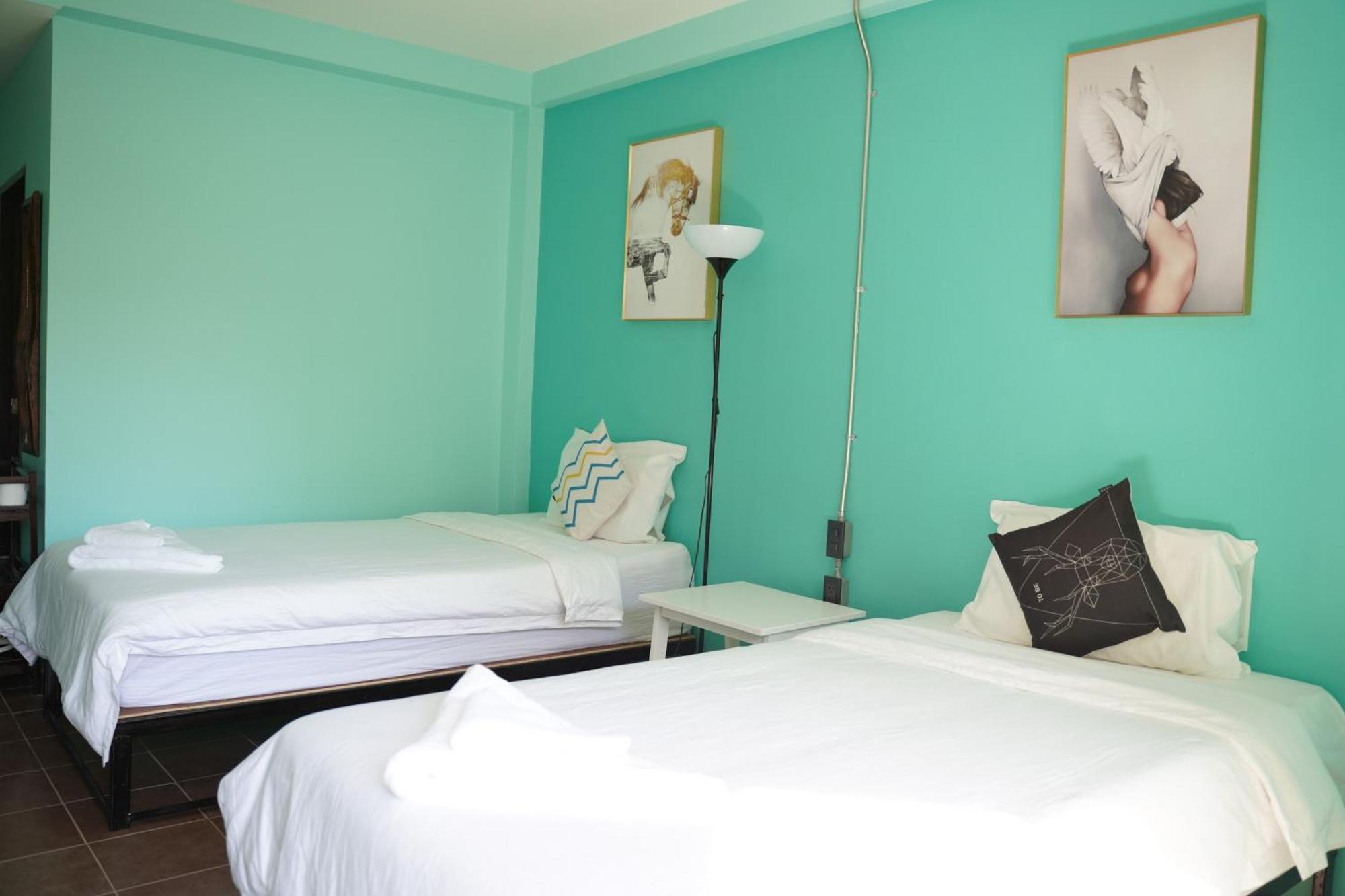 Elegant Lanna Guesthouse Чиангмай Екстериор снимка