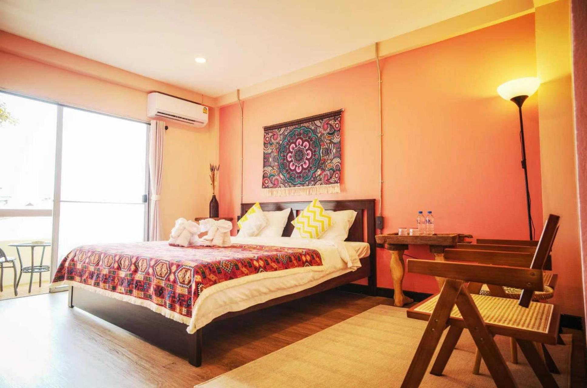 Elegant Lanna Guesthouse Чиангмай Екстериор снимка